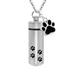 collier urne cylindre en argent