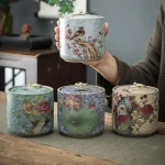 urne en céramique japonaise
