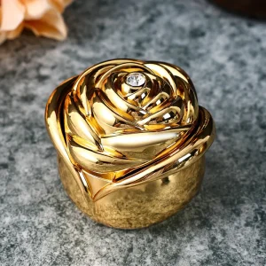 urne en forme de rose