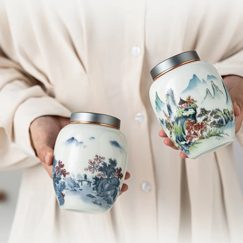urne design unique blanche bleue